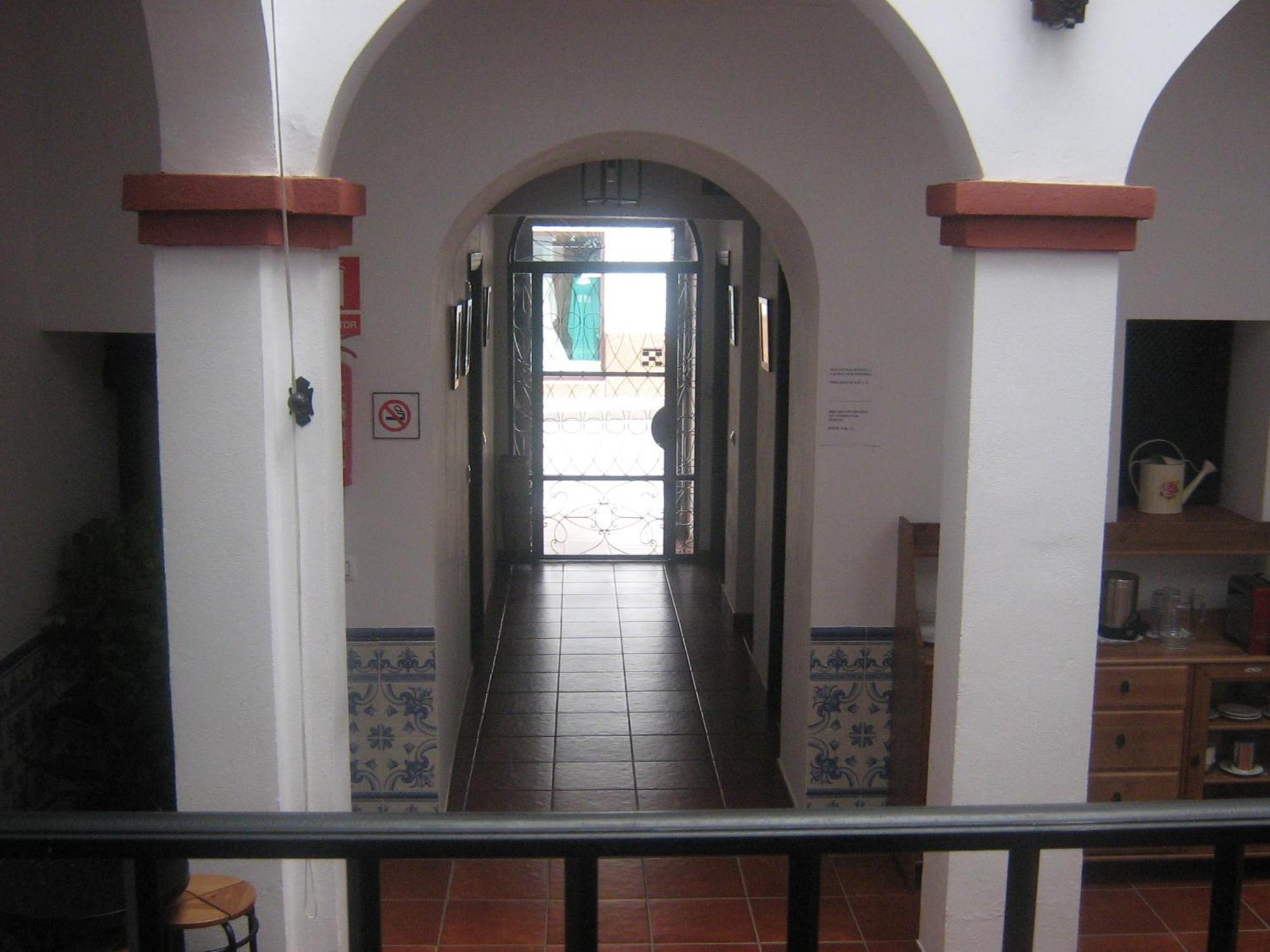 Apartamentos Turisticos Casa Cantillo Carmona  Exterior photo